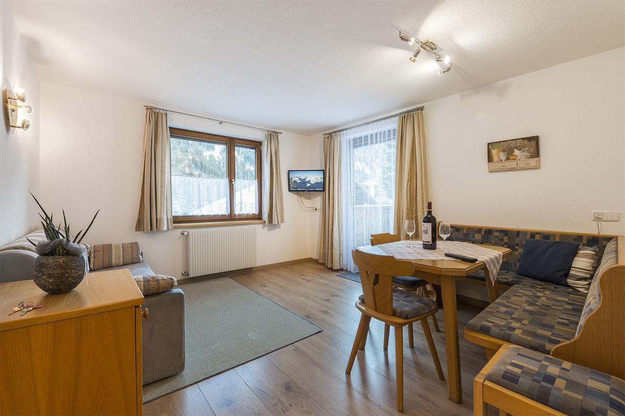 Landhaus Flunger St. Anton am Arlberg Eksteriør bilde